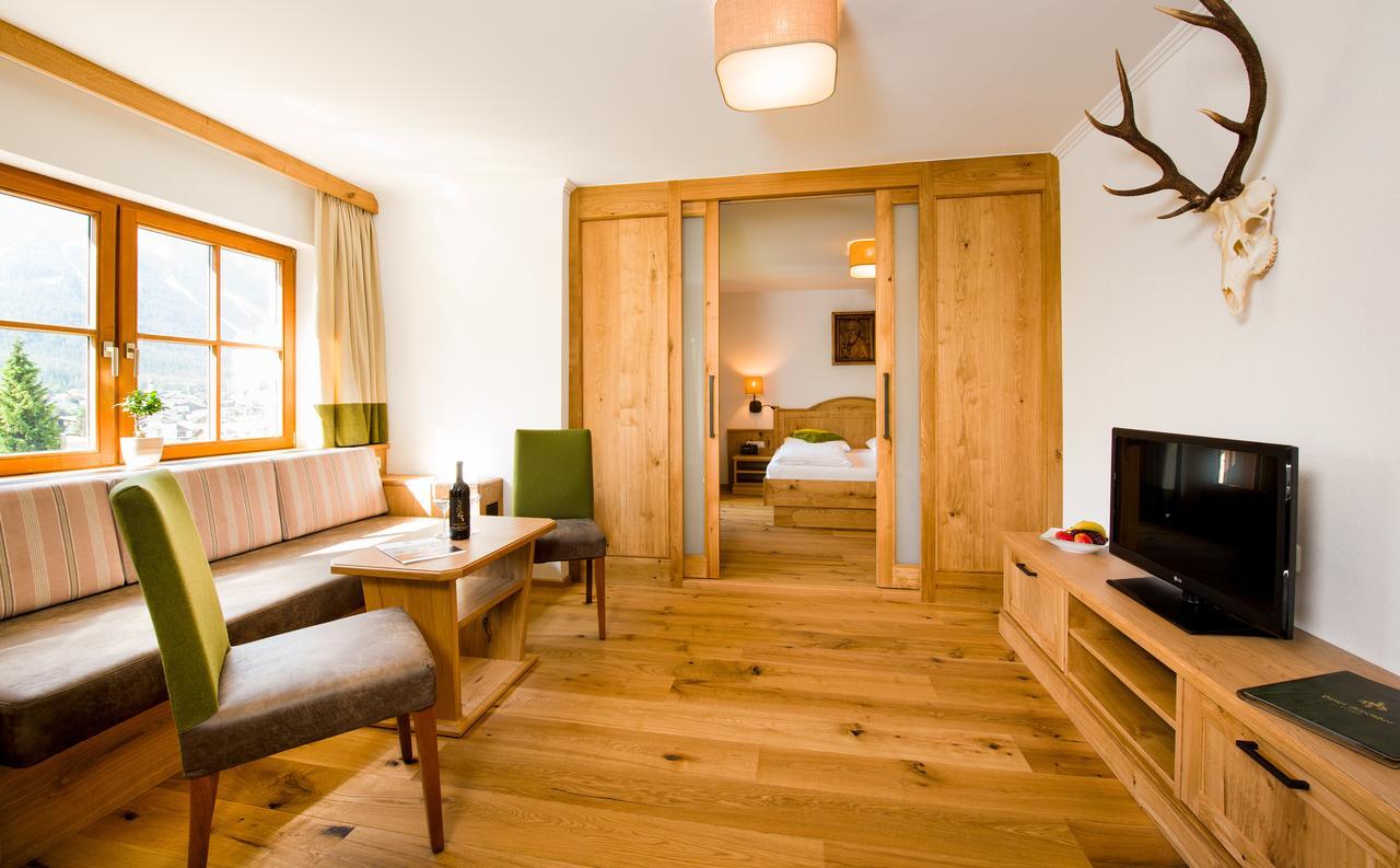 Wellness & Sporthotel Alpenhof Ehrwald Exterior photo